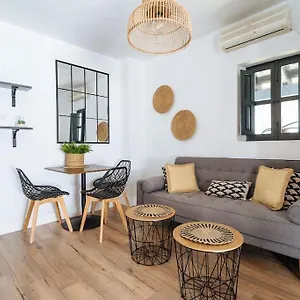 New In Traditional Building Of The Xvi Century Apartamento